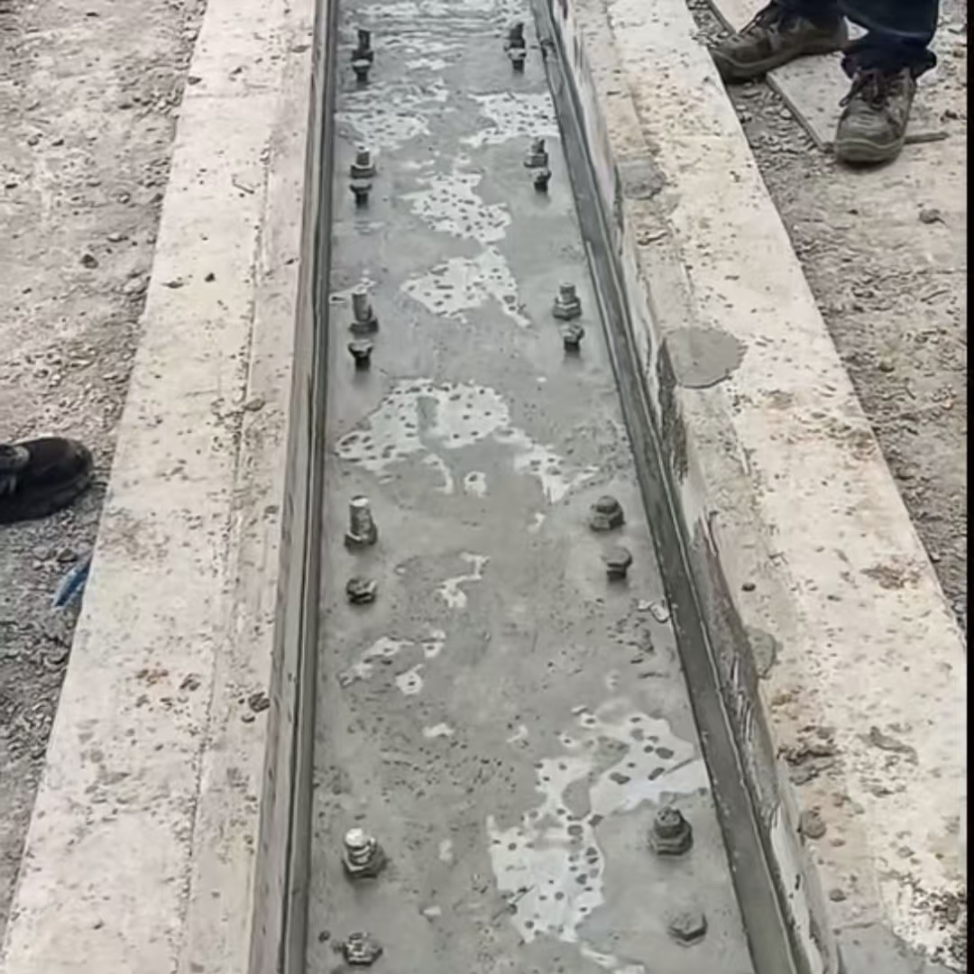 德城港口码头起重机龙门吊重型机械设备稳固用早强快凝轨道胶泥